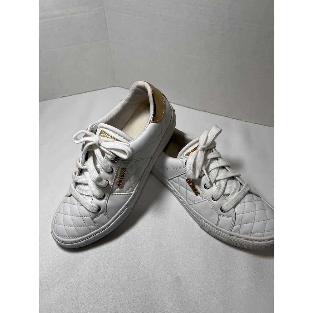 GUESS White Quilted Sneakers Gold Accent Womens Size 6